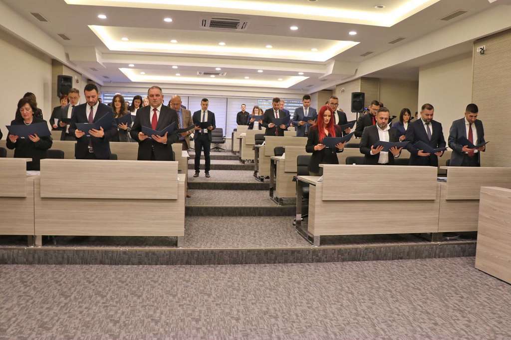 Konstituirana skupština HNK-a - imena kandidata za Dom naroda FBiH do ponedjeljka